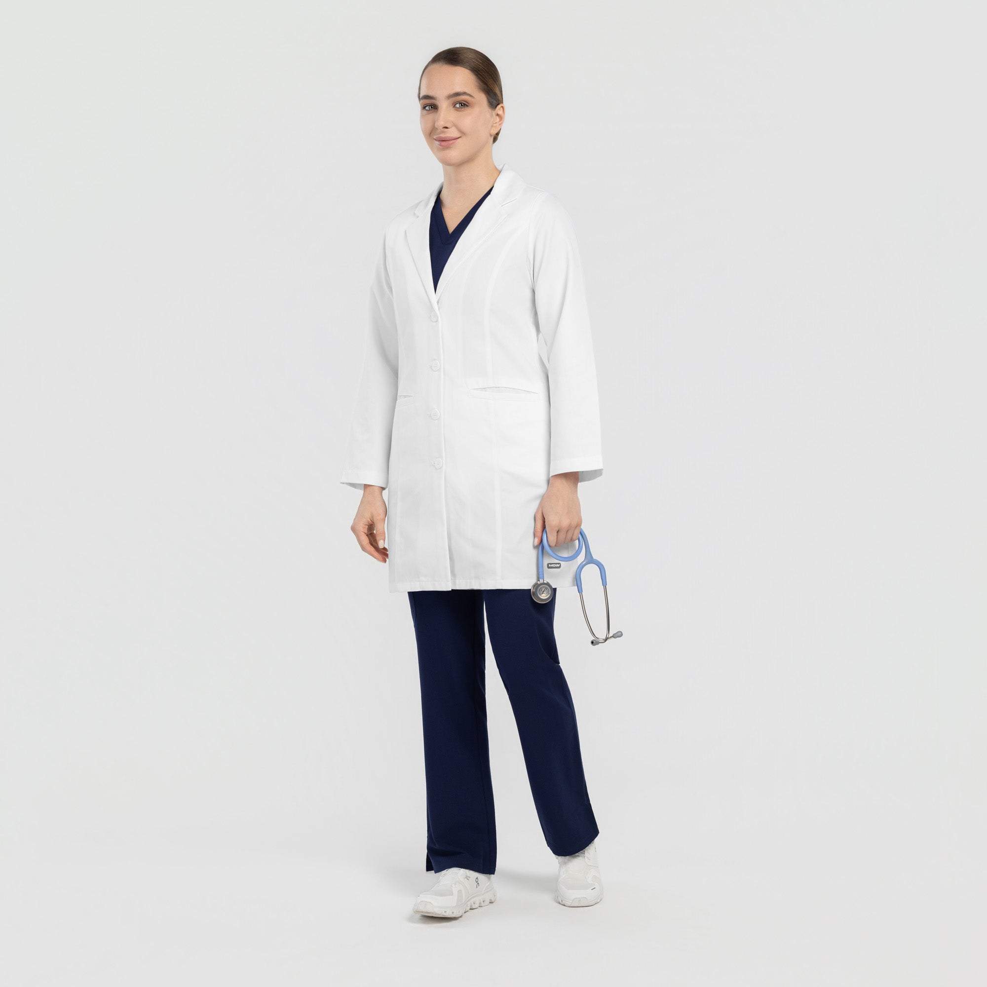 لاب كوت موف 34 انش نسائي