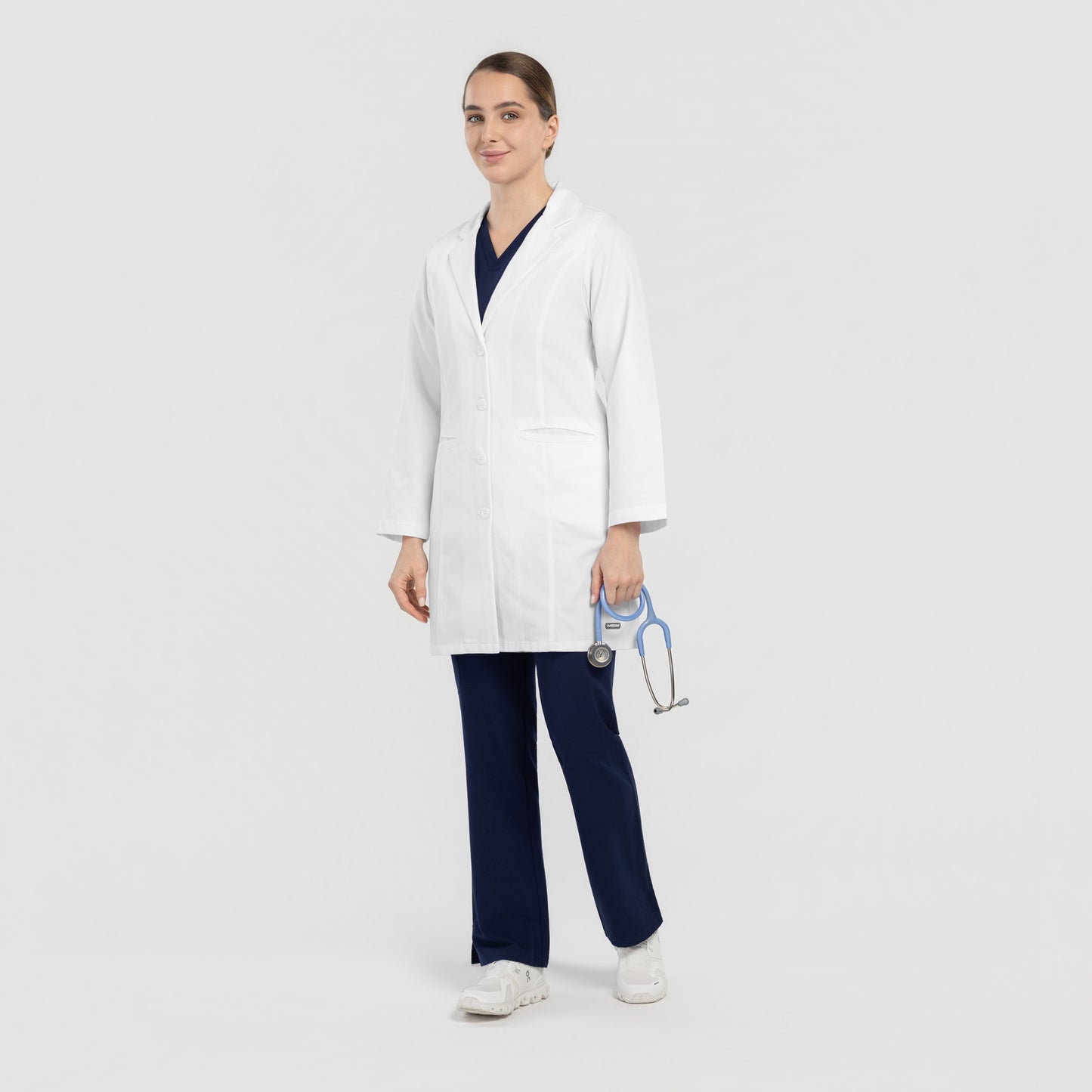 لاب كوت موف 34 انش نسائي