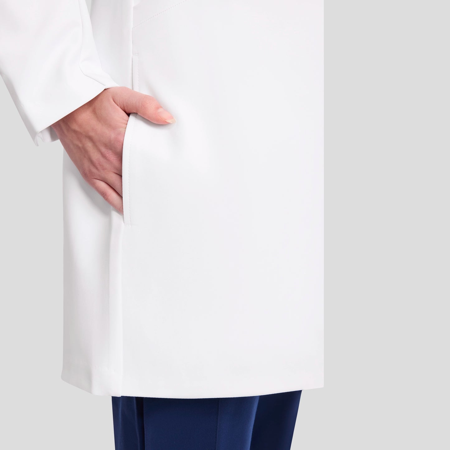 Medelita Labcoat 34 Inch