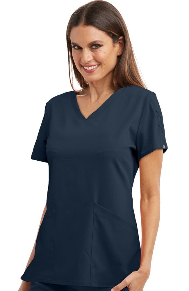 Grey’s Anatomy Signature Laced Sleeve Top – Scrubser